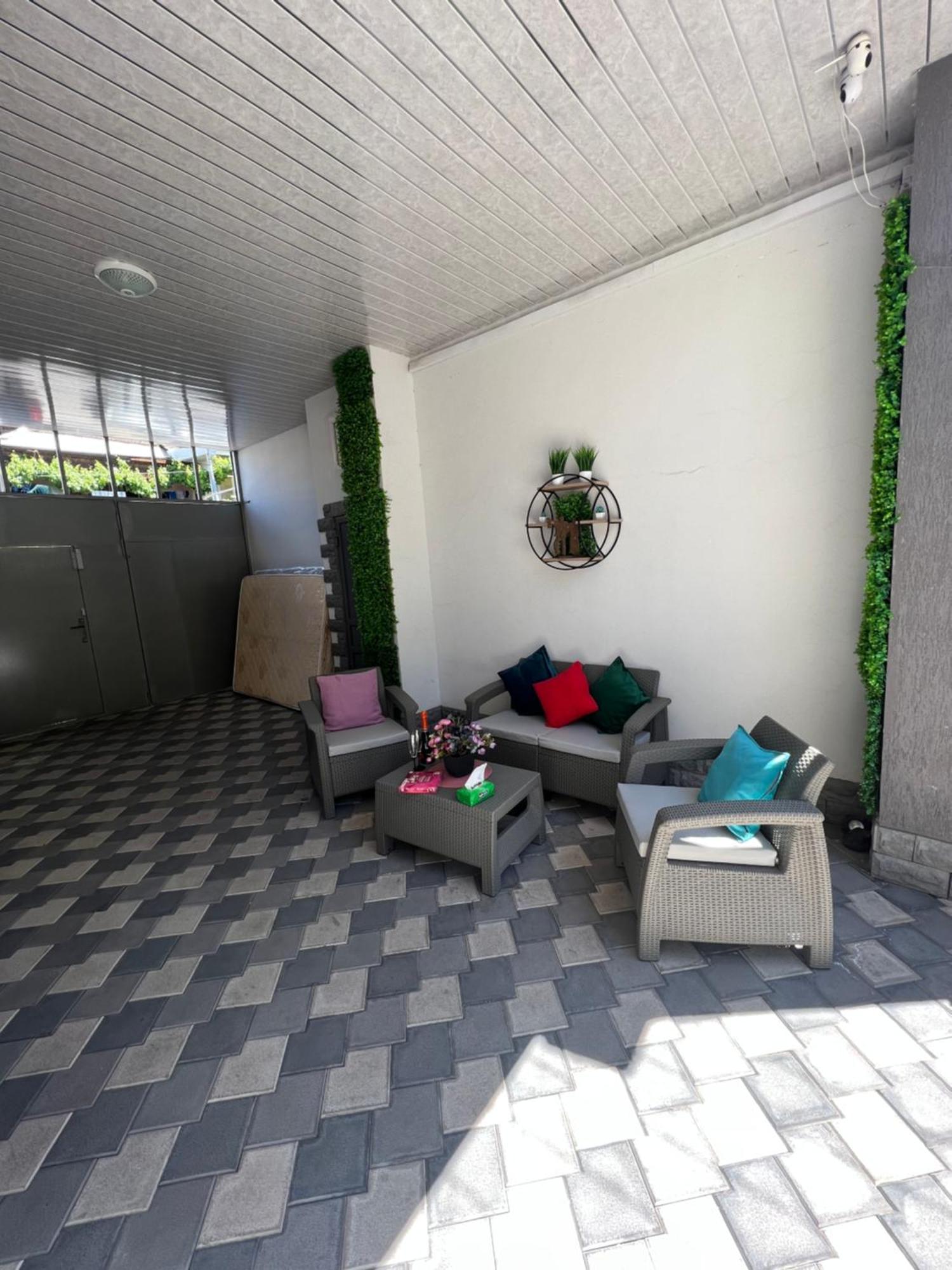 Cosy Apartment With Good Location Self Check In Yerevan Exterior photo