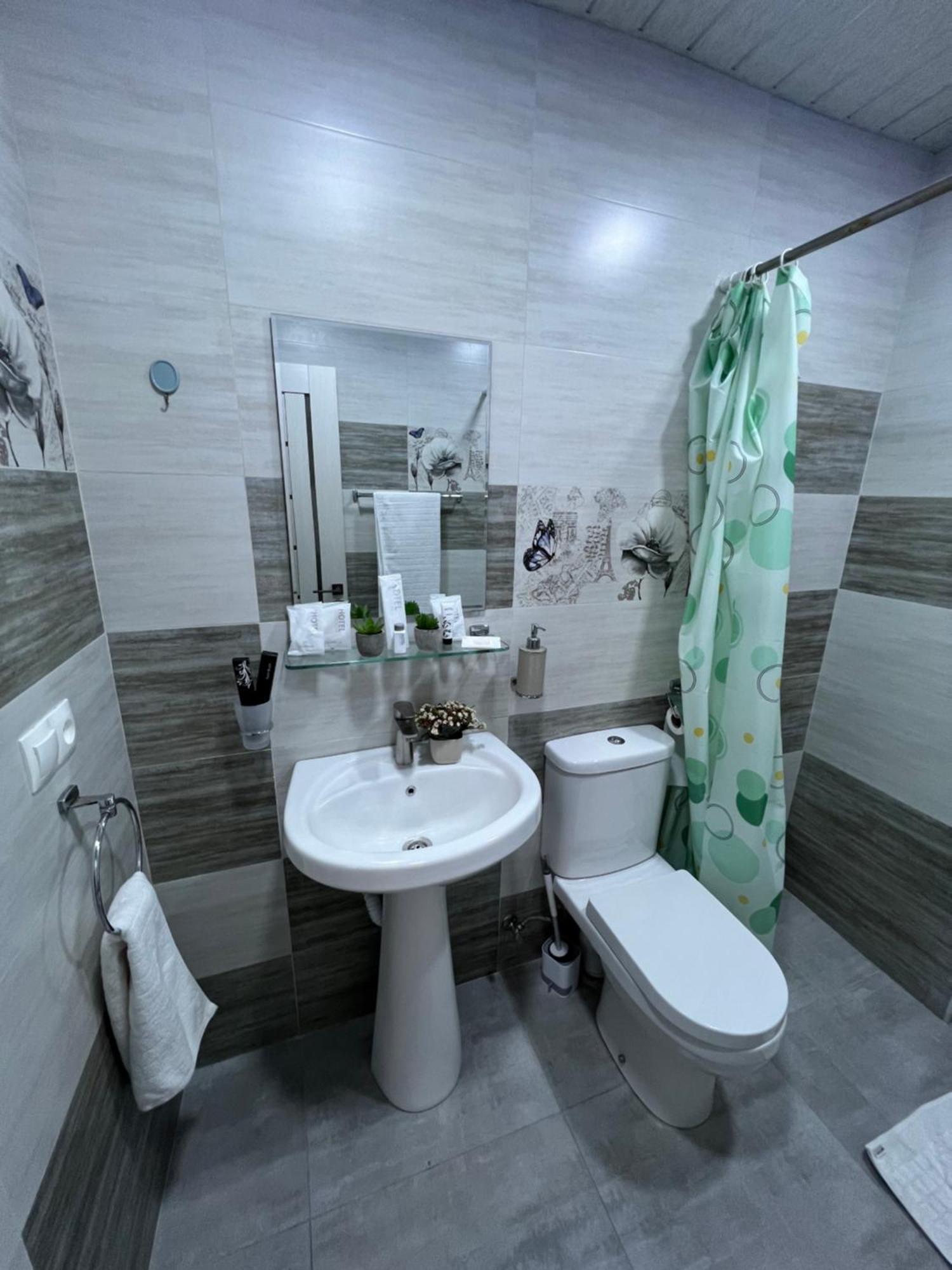 Cosy Apartment With Good Location Self Check In Yerevan Exterior photo